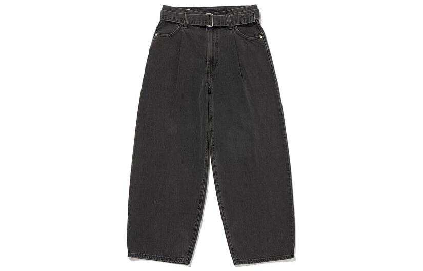 Levis Jeans Women's Black Moderate Tapered Pants