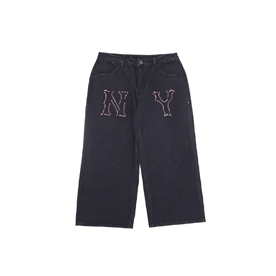 MLB Jeans Women's Black Moderate Straight Fit Pants