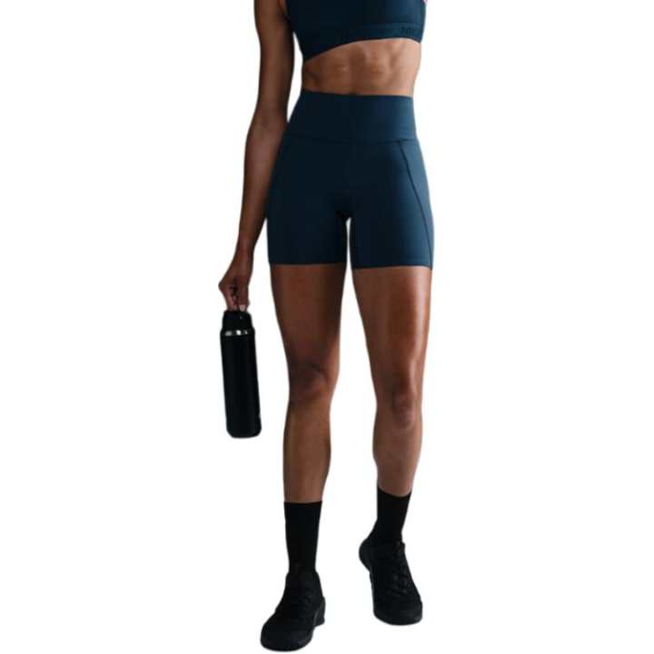 Nike Nike Universa Women's High Waisted 5' Biker Shorts With No Front Seam