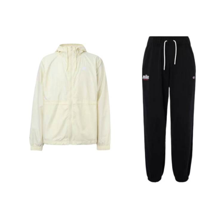 Nike Nike Casual Suits Women's Hooded Moderate