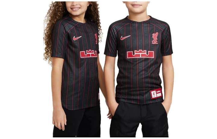 Nike Nike Kids T Shirts Crew Neck Moderate