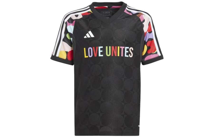 Adidas Adidas Kids T Shirts V Neck Moderate