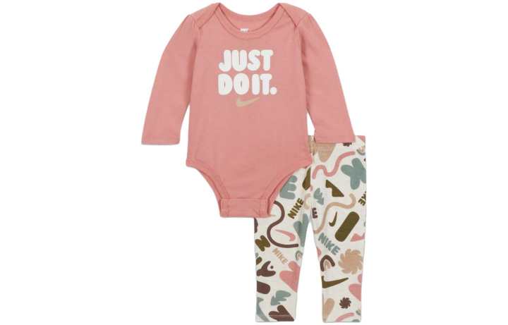 Nike Nike Baby Jumpsuits & Crawlers Crew Neck Moderate