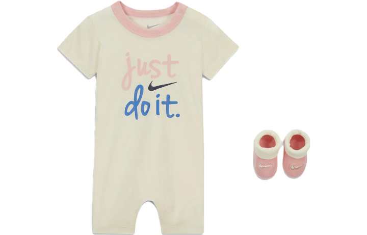 Nike Nike Baby Jumpsuits & Crawlers Crew Neck Moderate