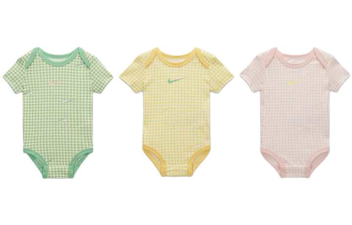 Nike Nike Baby Jumpsuits & Crawlers Crew Neck Moderate