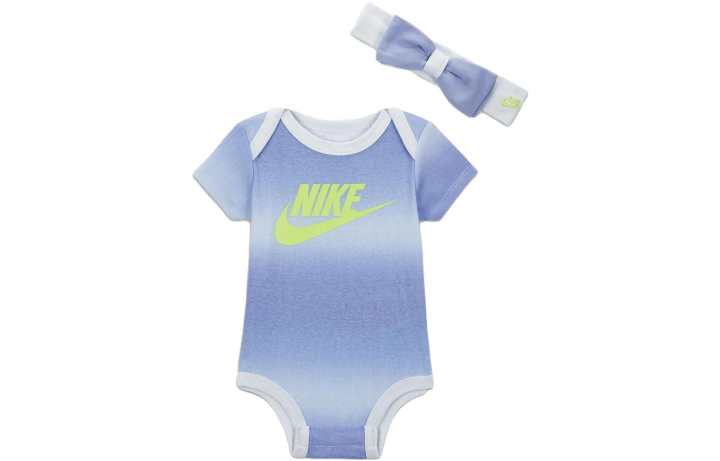 Nike Nike Baby Jumpsuits & Crawlers Crew Neck Moderate