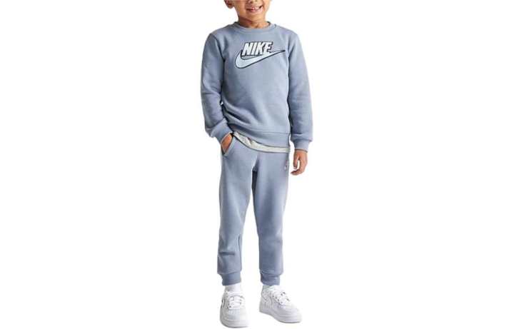 Nike Nike Baby Jumpsuits & Crawlers Crew Neck Moderate