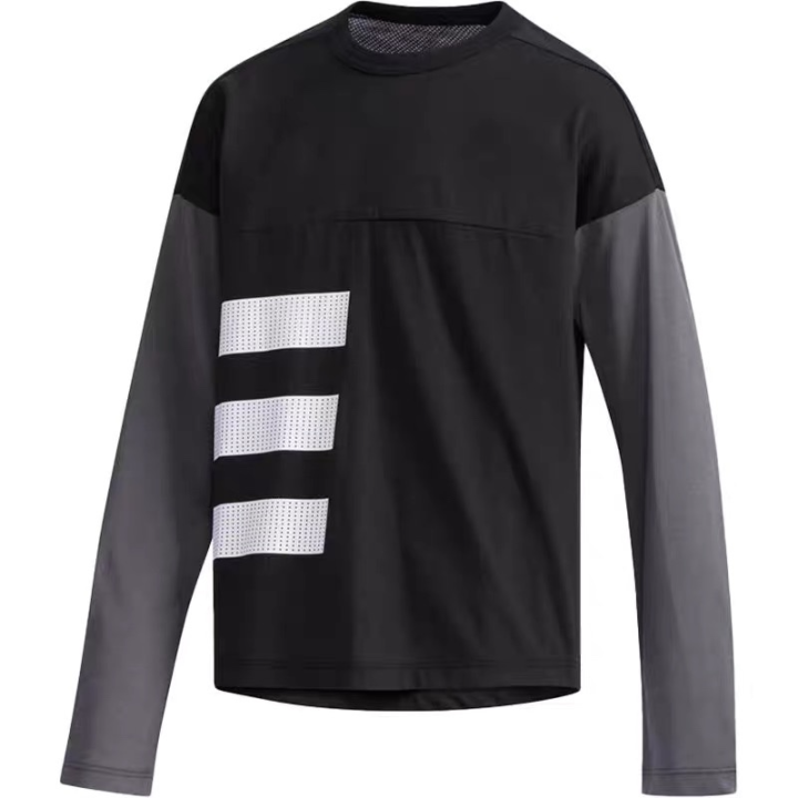 Adidas Adidas Grade School T Shirts Crew Neck Moderate