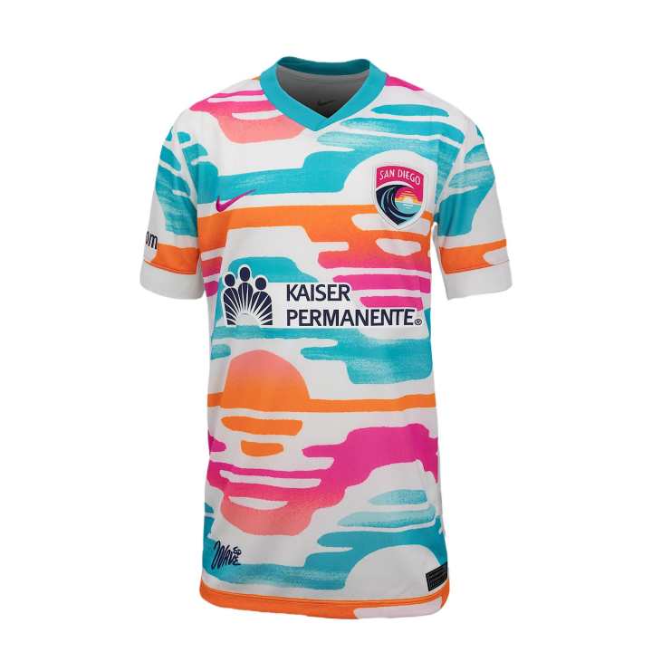Nike Nike FCDri Fit T Shirt White/Turquoise Children Aged 3 7 Years Old
