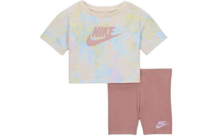 Nike Nike Baby Jumpsuits & Crawlers Crew Neck Moderate