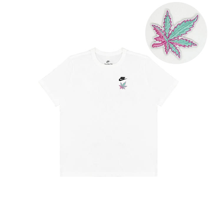 Nike Nike T Shirts Unisex White Crew Neck Moderate Straight Fit