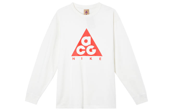 Nike Nike ACG T Shirts Men's White Crew Neck Moderate Straight Fit