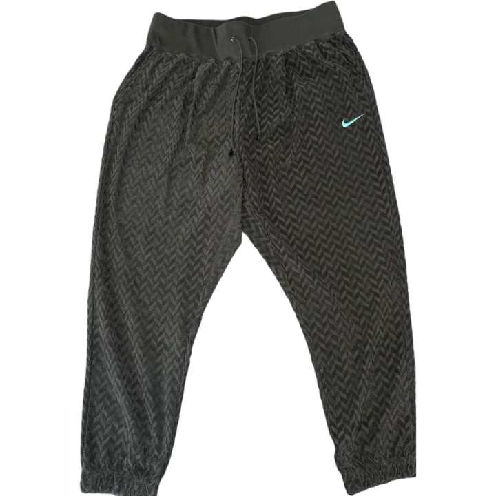 Nike Nike Casual Pants Women's Olive Green