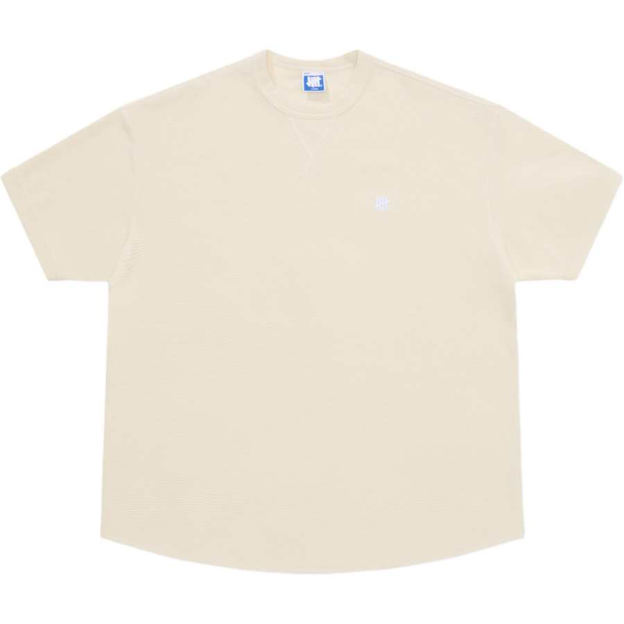 UNDEFEATED T Shirts Unisex Crew Neck Moderate Straight Fit