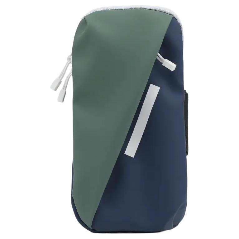 DECATHLON Polyester Arm Bag Cell Phone Pouch Unisex Cyan & Green