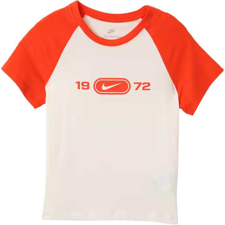 Nike Nike Sportswear Chill Knit Women's Slim Graphic T Shirt