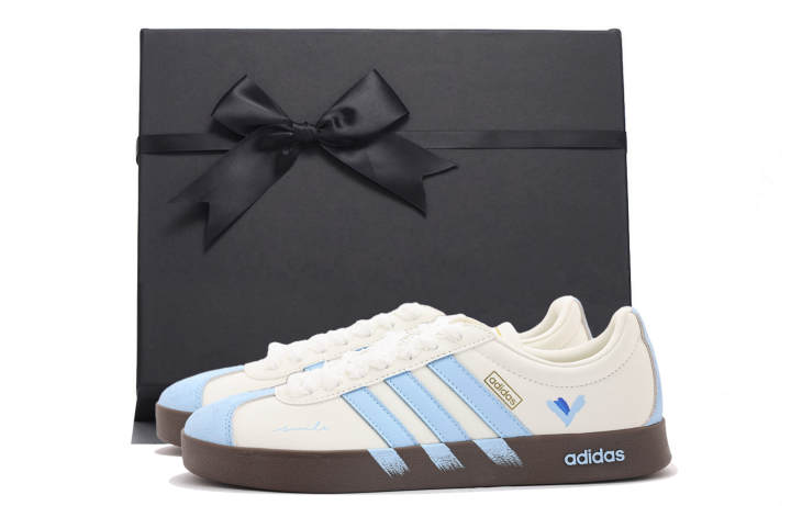 Adidas Adidas BARREDA Coverage Abrasion Resistant Coverage Abrasion Resistant Low top Skateboard Shoes Unisex Sky Blue