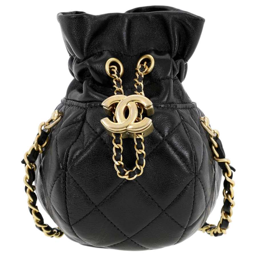CHANEL Sheepskin Material Gold Metal One Shoulder Crossbody Clutch Women's Black