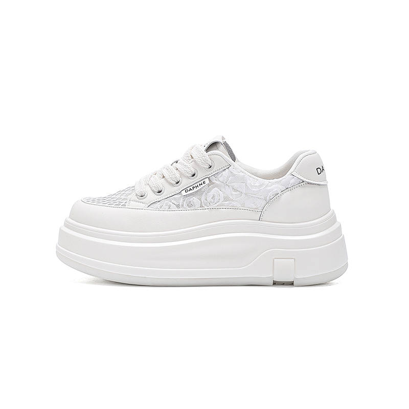 DAPHNE Abrasion Resistant Low top Skateboard Shoes Women's