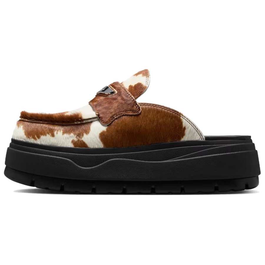 Jordan Jordan Air Jordan Mule Closed Toe Slippers Women's Black White Brown