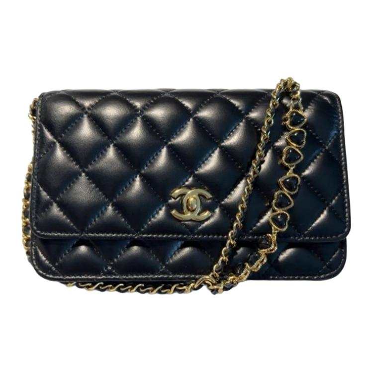 CHANEL Leather Crossbody Bags Unisex Black
