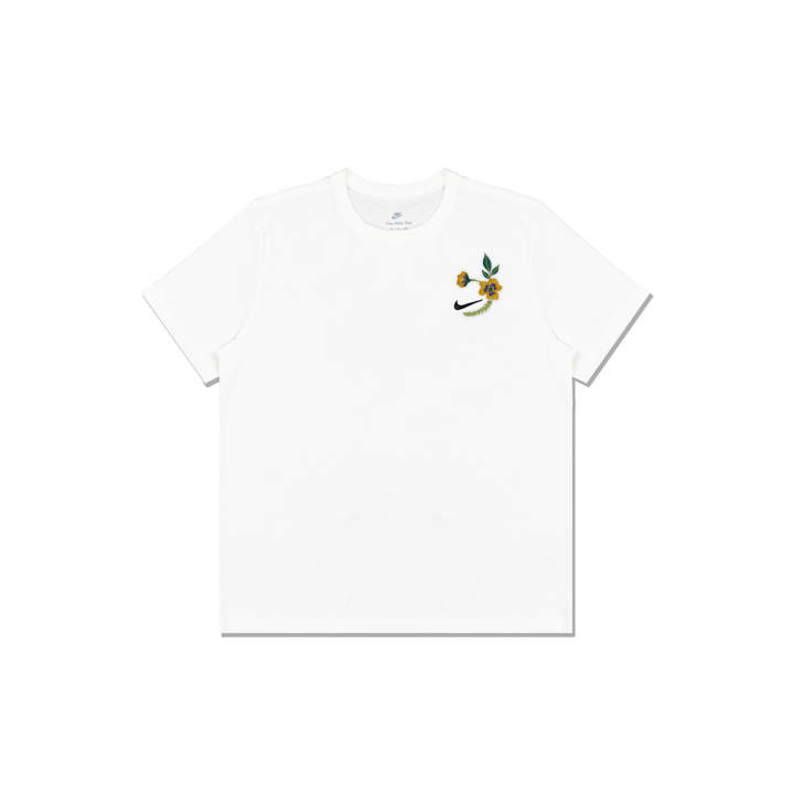 Nike Nike T Shirts Men's White Crew Neck Straight Fit