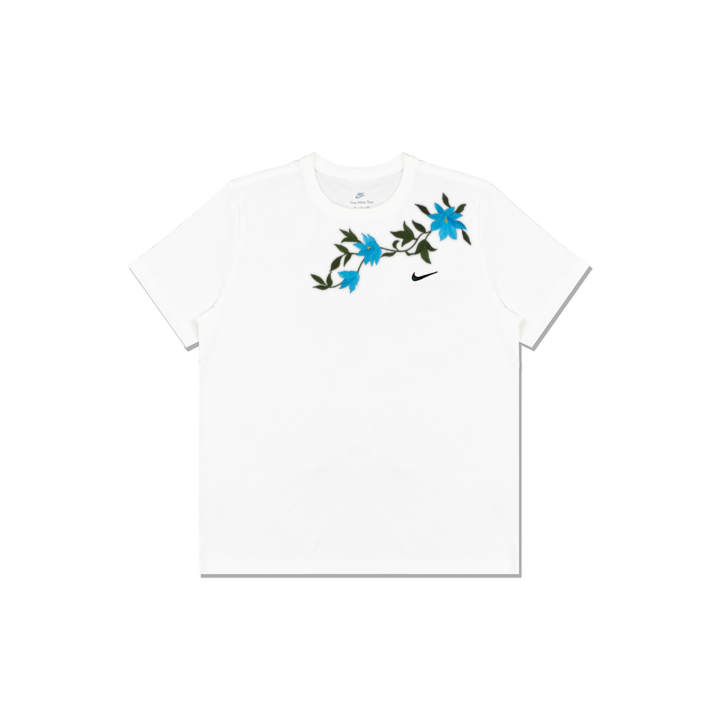 Nike Nike Sportswear T Shirts Men's White Crew Neck Moderate Straight Fit