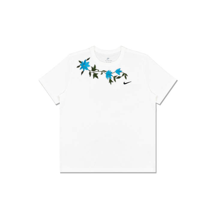 Nike Nike Sportswear T Shirts Men's White Crew Neck Moderate Straight Fit