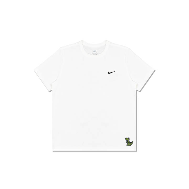 Nike Nike Sportswear T Shirts Men's White Crew Neck Moderate Straight Fit