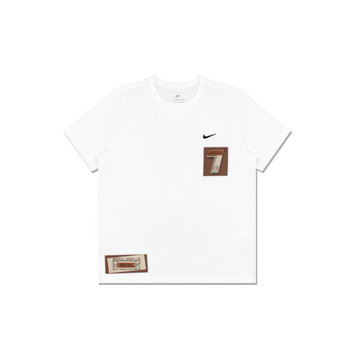 Nike Nike T Shirts Men's White Crew Neck Moderate Straight Fit