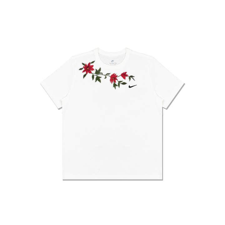Nike Nike Sportswear T Shirts Men's White Crew Neck Moderate Straight Fit