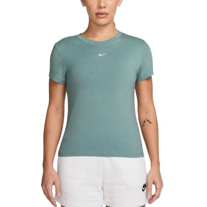 Nike Nike T Shirts Women's Green Crew Neck Moderate