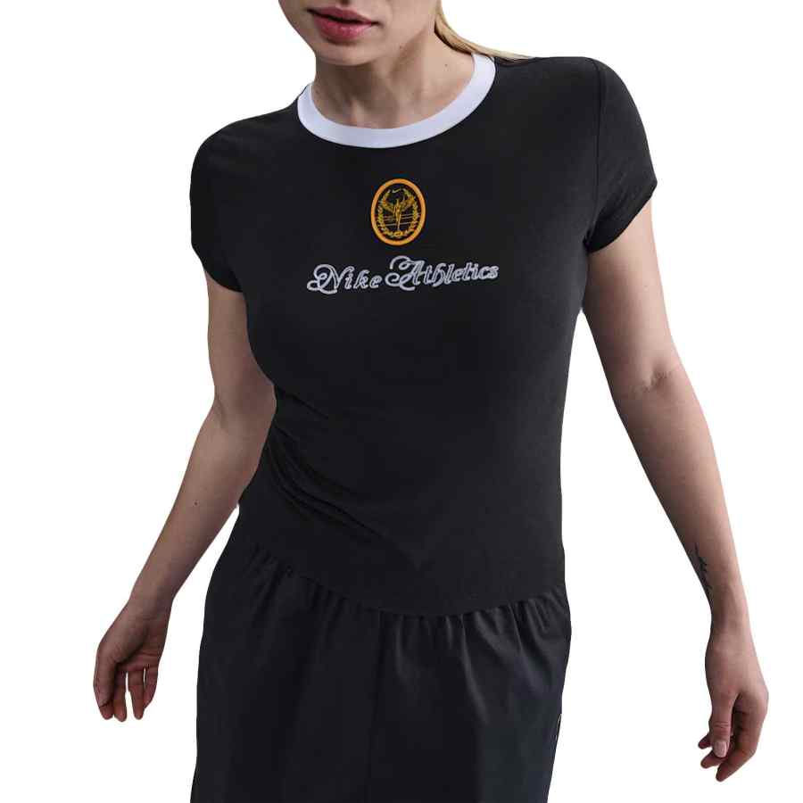 Nike Nike Sportswear Chill Knit Women's Slim Cropped Graphic T-Shirt