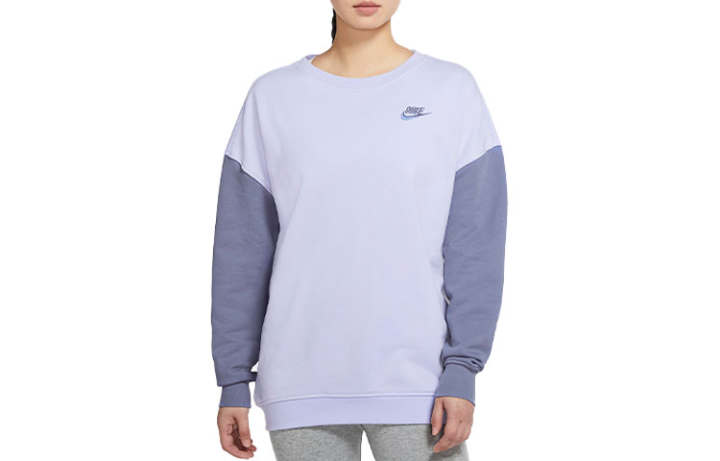Nike Nike Sweatshirts Women's Purple Crew Neck Moderate Regular