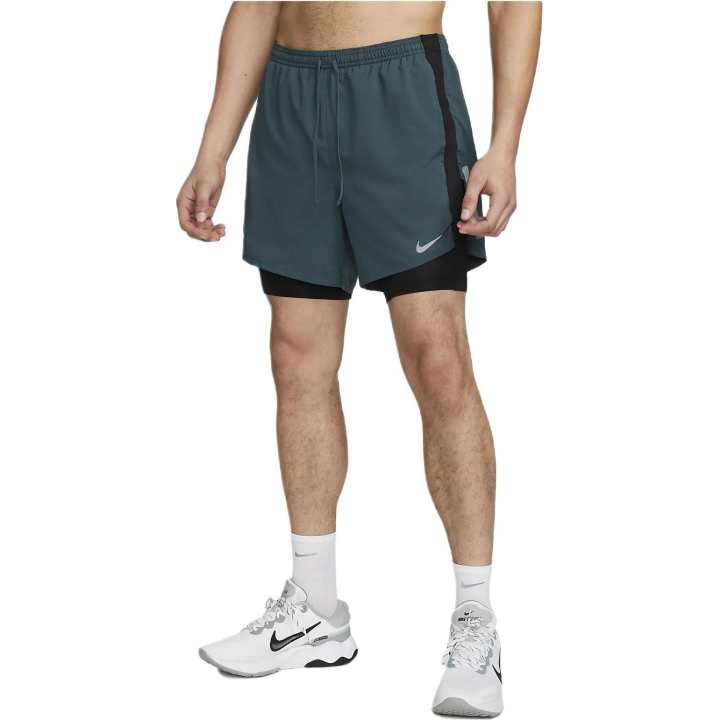 Nike Nike Casual Shorts Men's Black Green Moderate