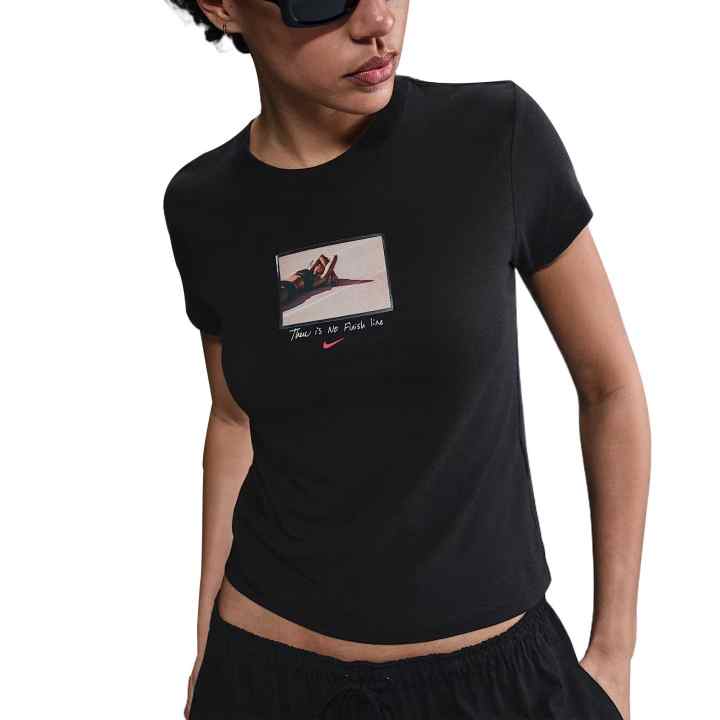 Nike Nike Sportswear Chill Knit Women's Slim Cropped T-Shirt