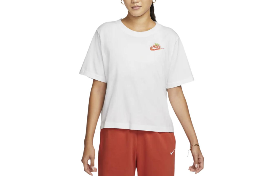 Nike Nike T Shirts Women's White Crew Neck Moderate Straight Fit