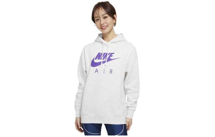 Nike Nike Sweatshirts Women's White Hooded Moderate Regular