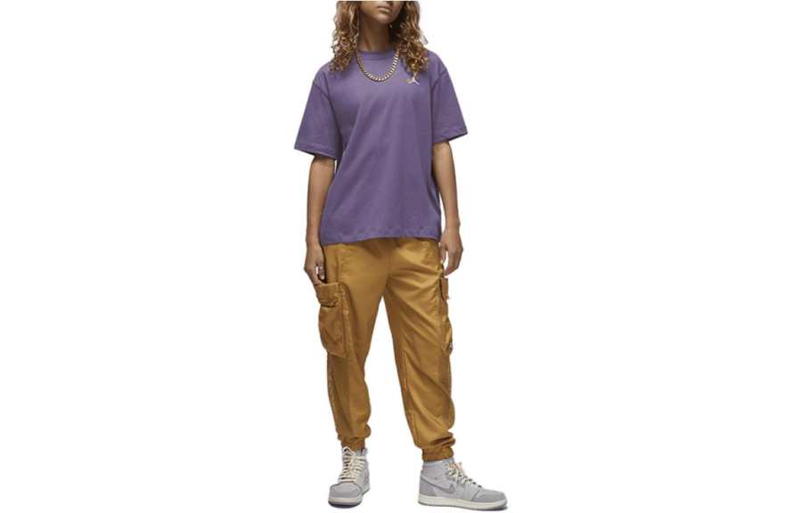 Nike Nike T Shirts Women's Purple Crew Neck Moderate Straight Fit