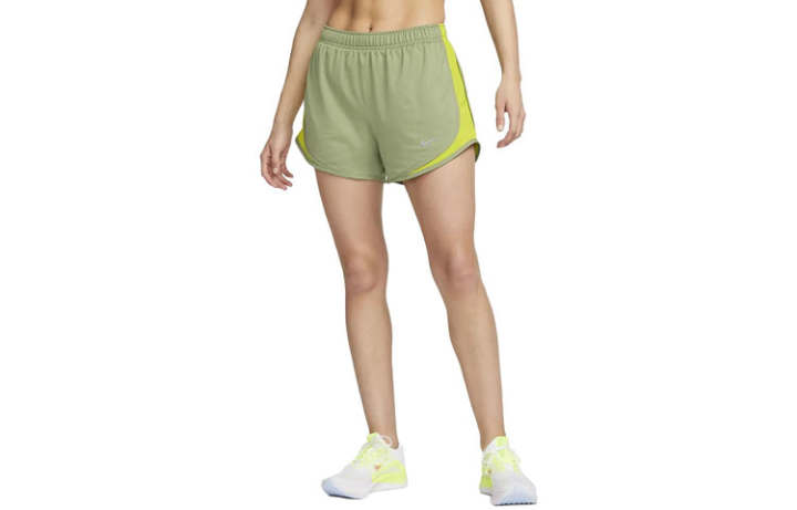 Nike Nike Casual Shorts Women's Yellow Green Moderate