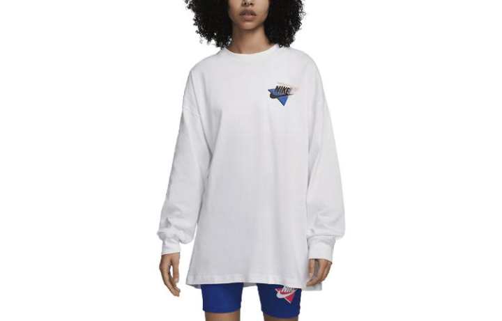 Nike Nike Sweatshirts Women's White Crew Neck Moderate Regular