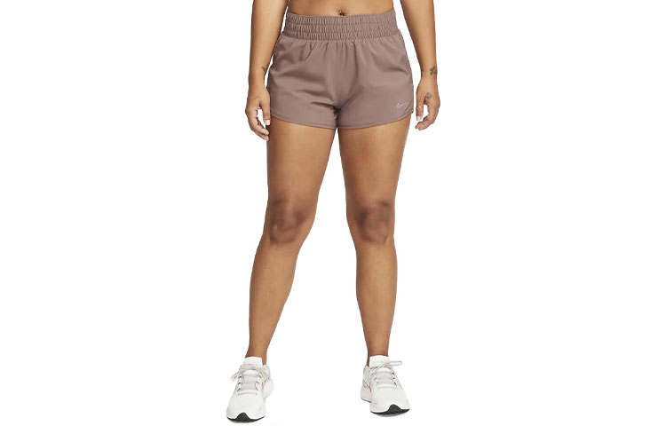 Nike Nike Casual Shorts Women's Rose Gold Moderate