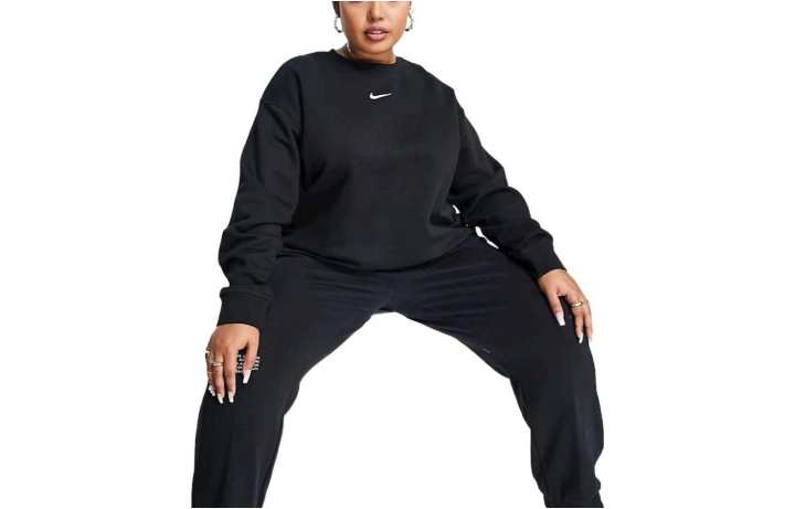 Nike Nike Sweatshirts Women's Black Crew Neck Moderate Regular