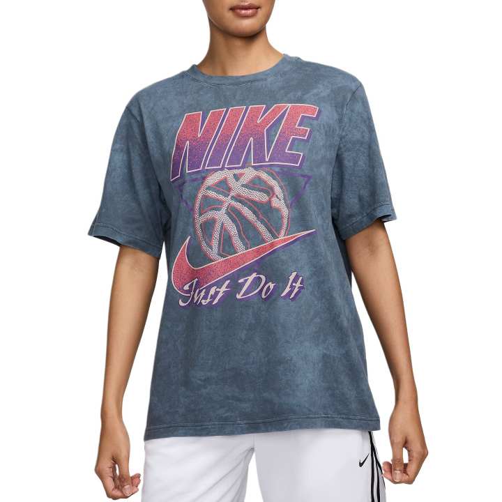 Nike Nike Sportswear Women's Short Sleeve Graphic T Shirt