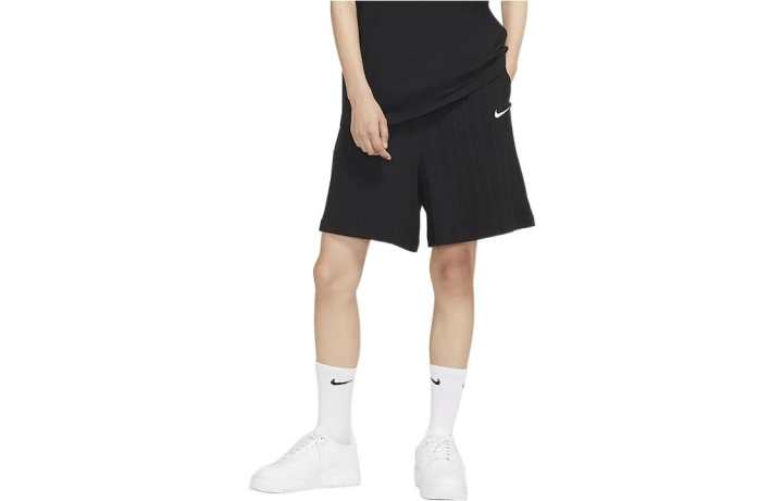 Nike Nike Casual Shorts Women's Black Moderate