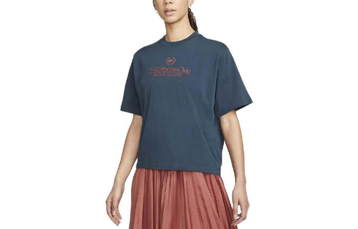 Nike Nike T Shirts Women's Peacock Green Crew Neck Moderate Straight Fit