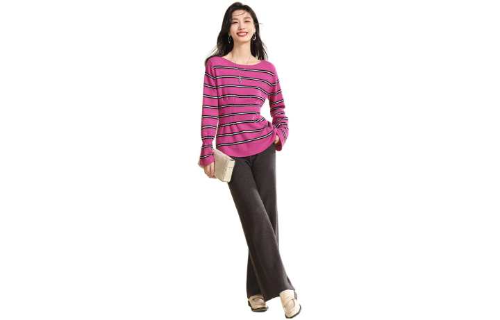 Nike Nike Sweaters Women's Crew Neck Moderate Other