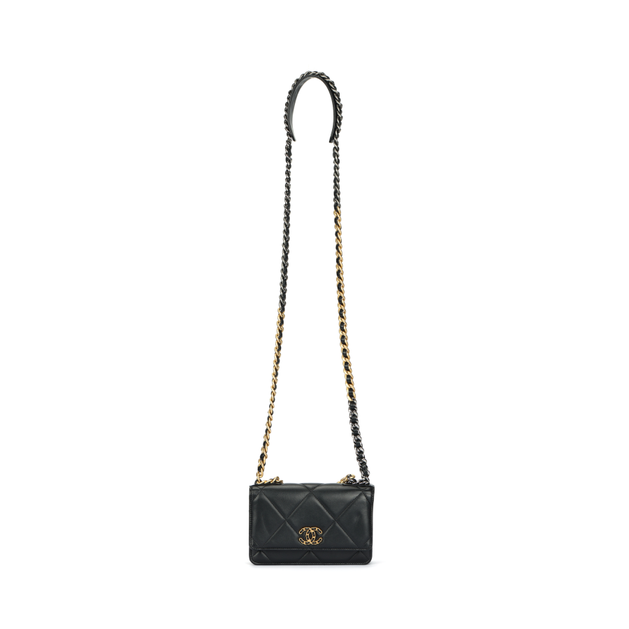 CHANEL CHANEL 19 Wallet On Chain Black
