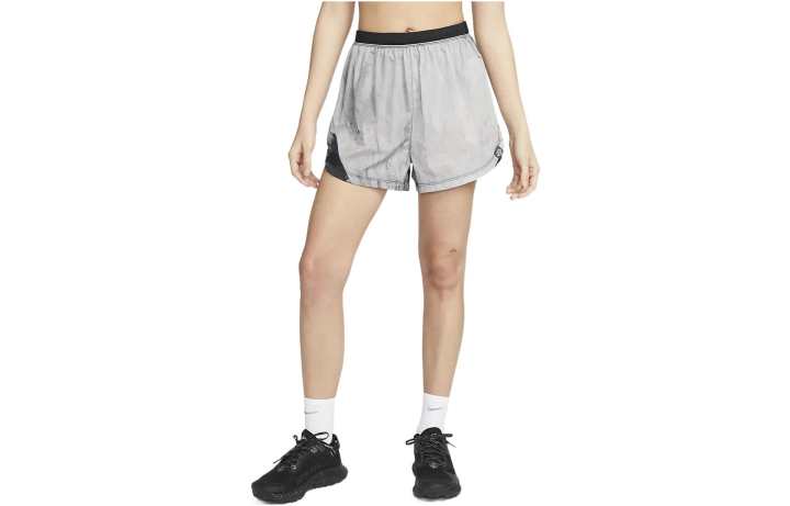 Nike Nike Casual Shorts Women's Gray Moderate