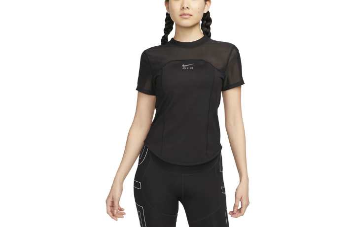 Nike Nike T Shirts Women's Black Crew Neck Moderate Straight Fit